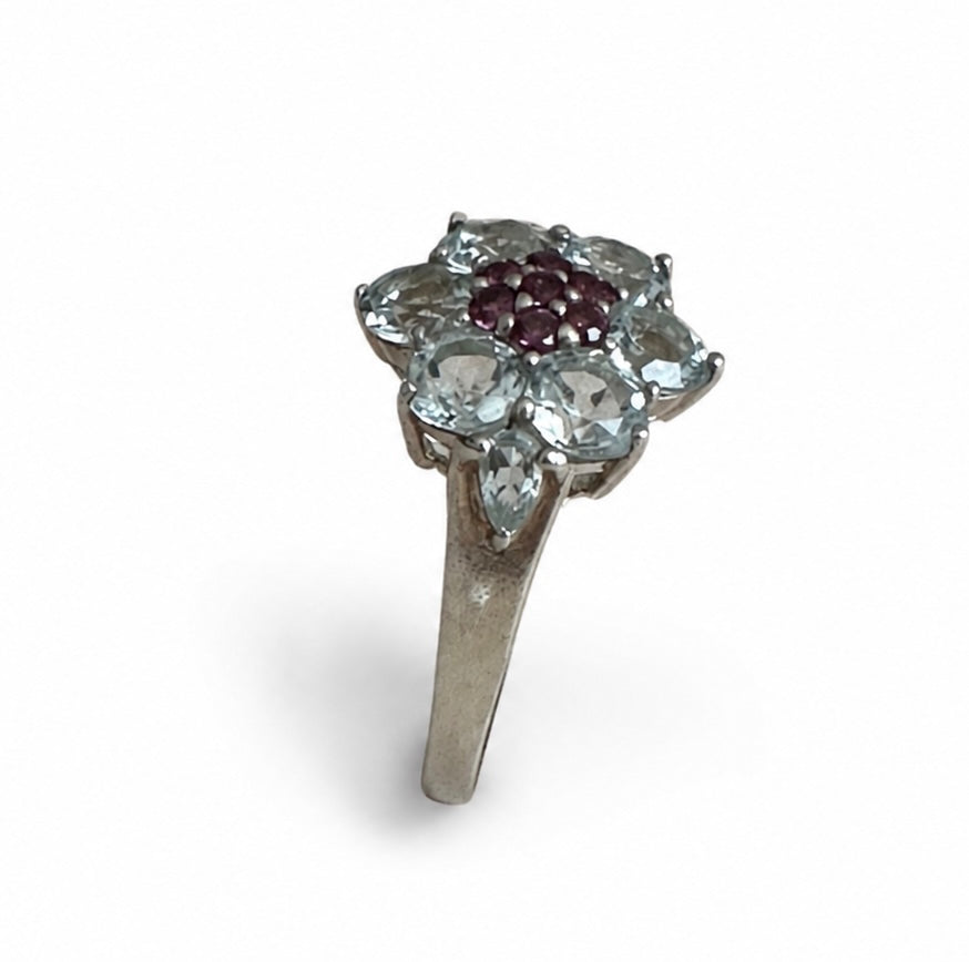 Topasring i blomsterform