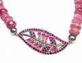 Rubinarmband med silverblad