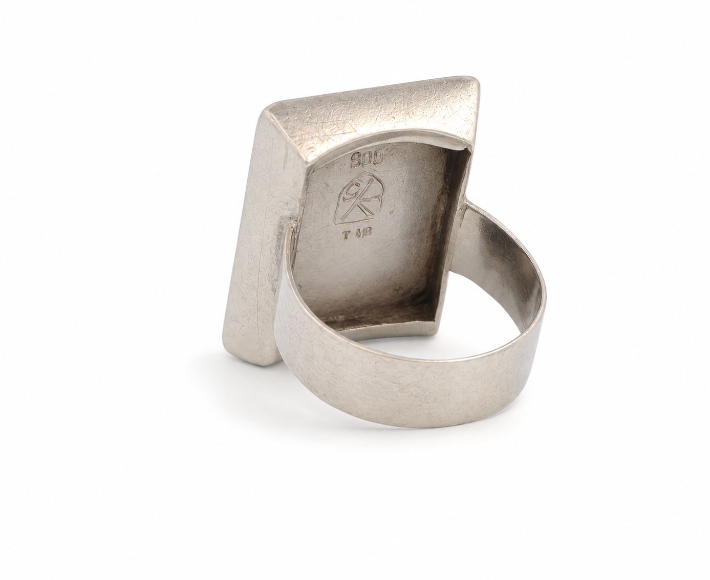 Georg Kramer artist's ring with mask and amber